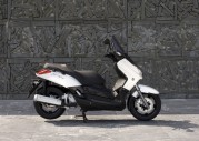 Yamaha X-Max 250